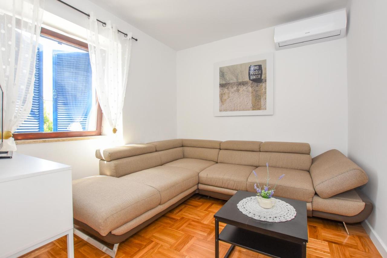 Apartment Sidro Pag Town Exterior foto